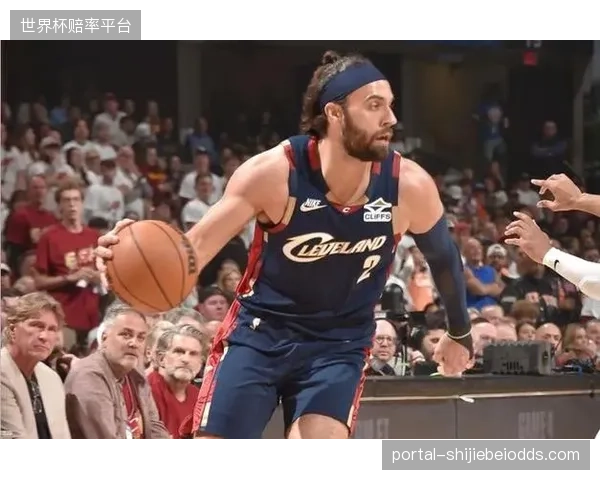 骑士队攻防两端数据大幅下滑，季后赛表现不稳成最大问题。